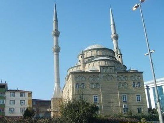 Samandira Veysel Karani Mosque